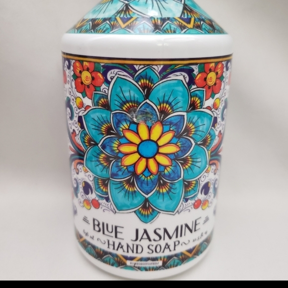 New Blue Jasmine Italian Deruta Fresco hand soap - Picture 2 of 2